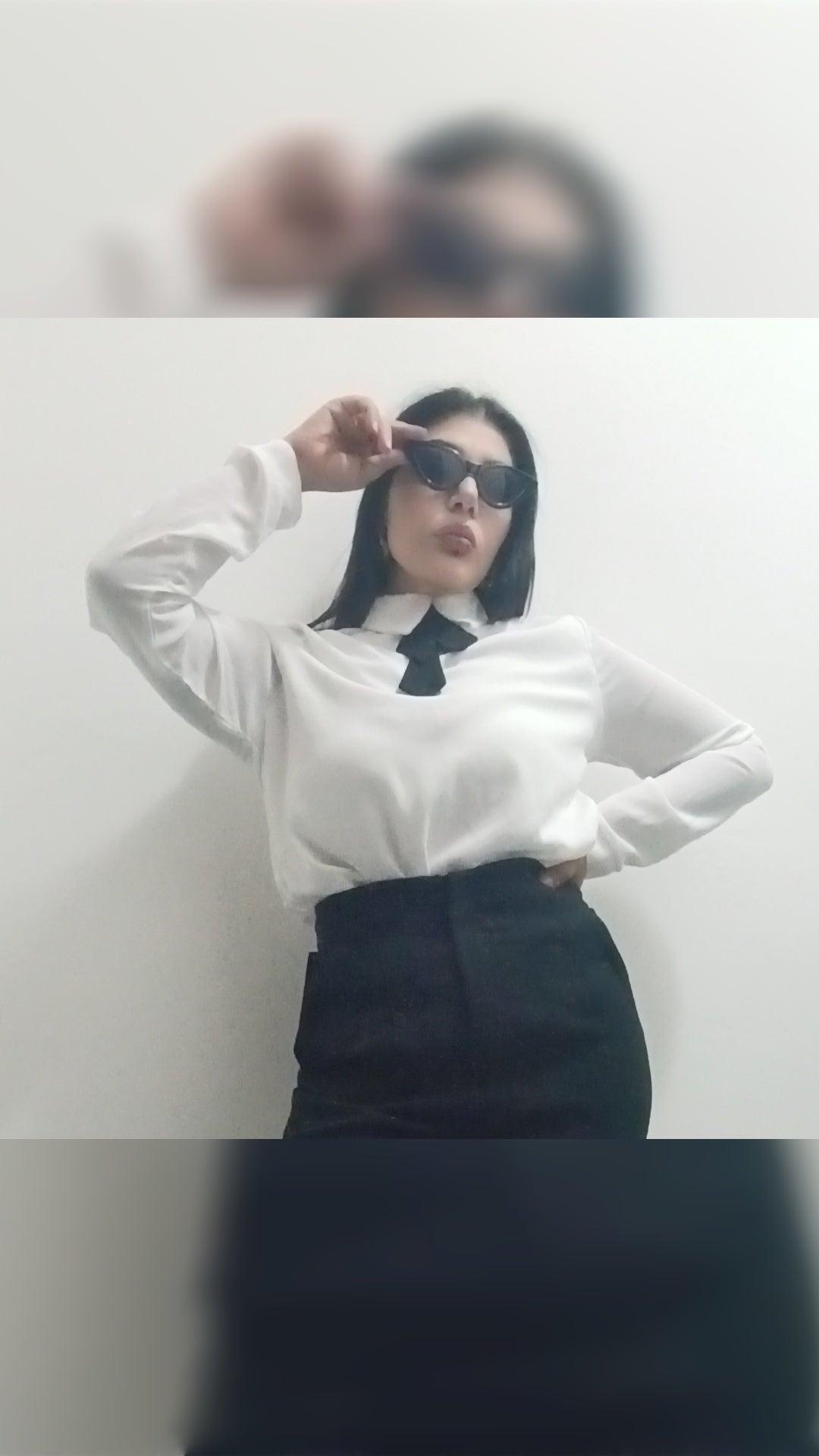 Blusa Noir Chic