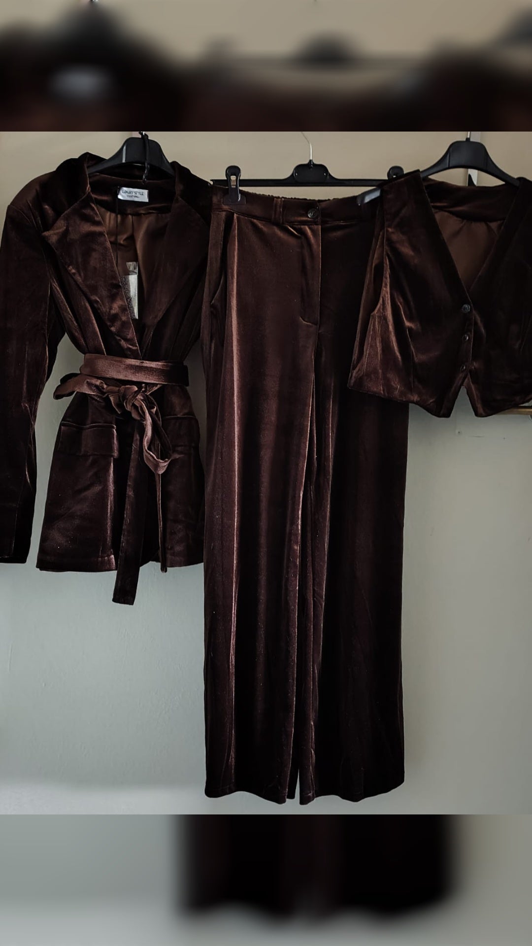 Completo Velvet