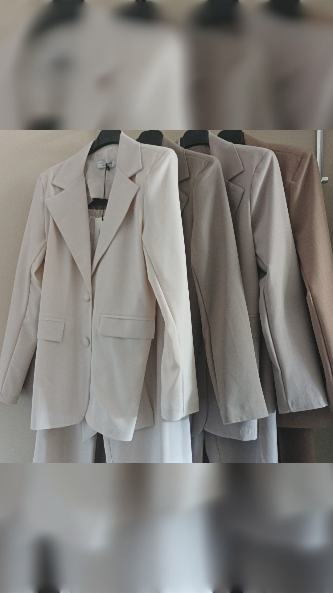 Tailleur Knot