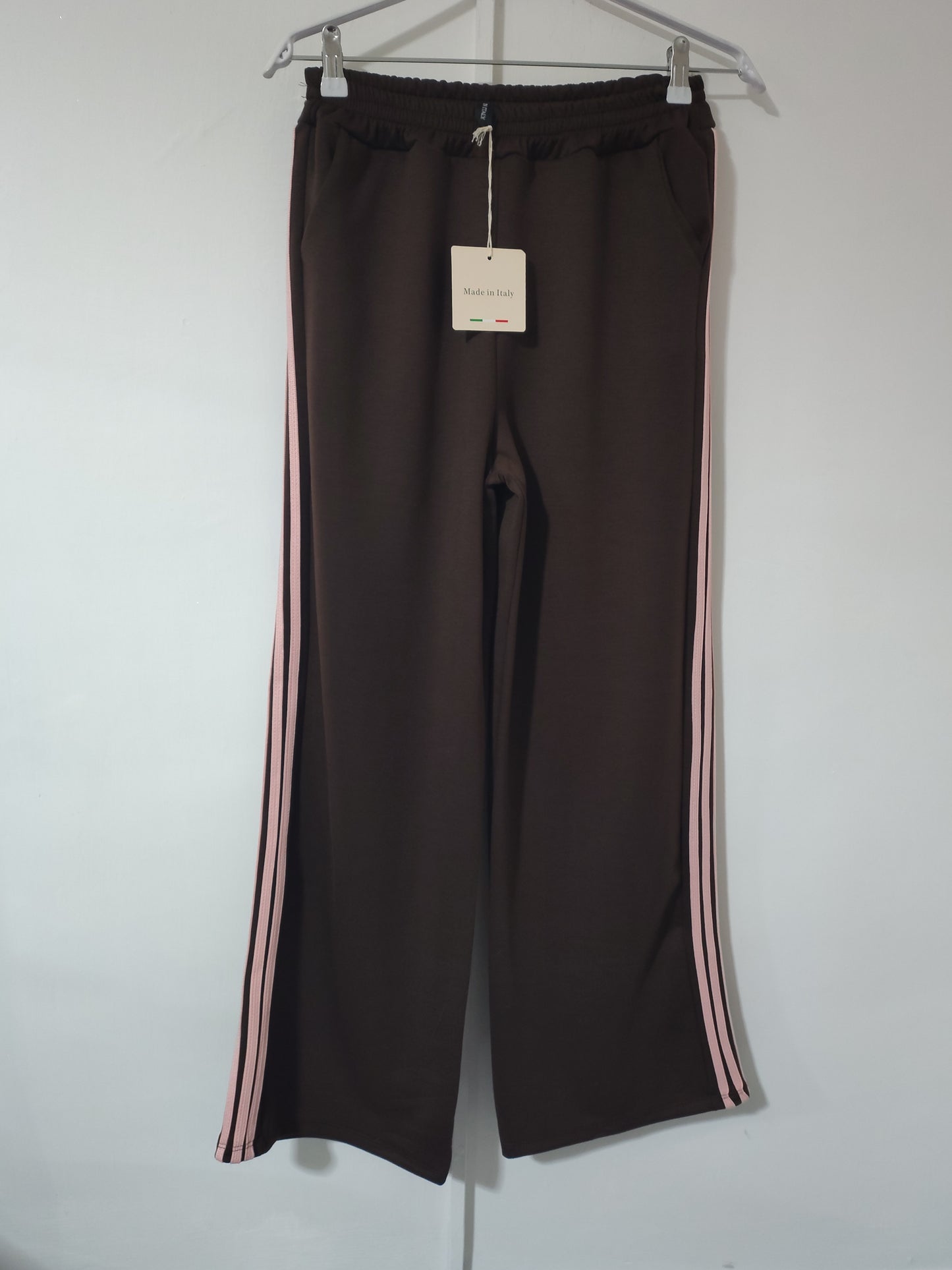 Pantaloni tuta stile adidas