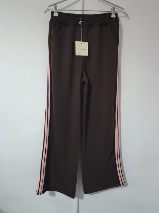 Pantaloni tuta stile adidas