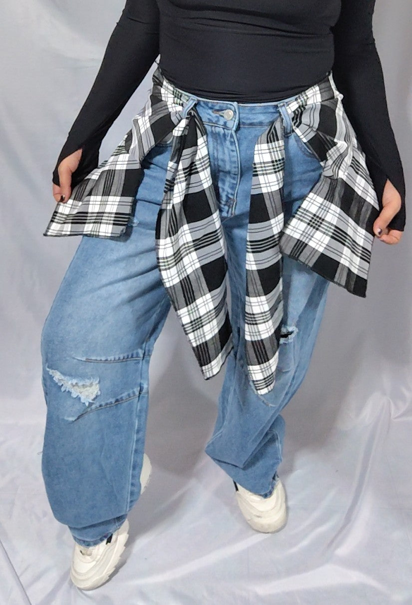 Jeans ballon con foulard camicia