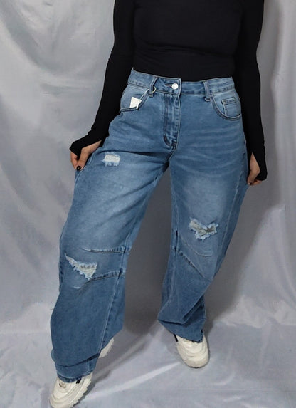 Jeans ballon con foulard camicia